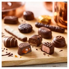 Продуктови Категории Шоколади Thorntons класически микс от млечен, бял и черен шоколад 462 гр.